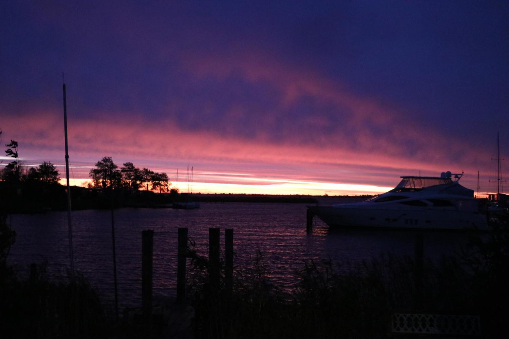 Urlaubsruhe 6 Pers Holiday Home W Terrace Close To National Park Lauwersmeer Anjum Экстерьер фото